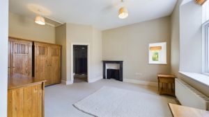 Photo 17- click for photo gallery